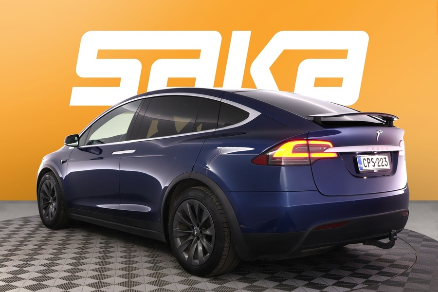 Tesla Model X vaihtoauto