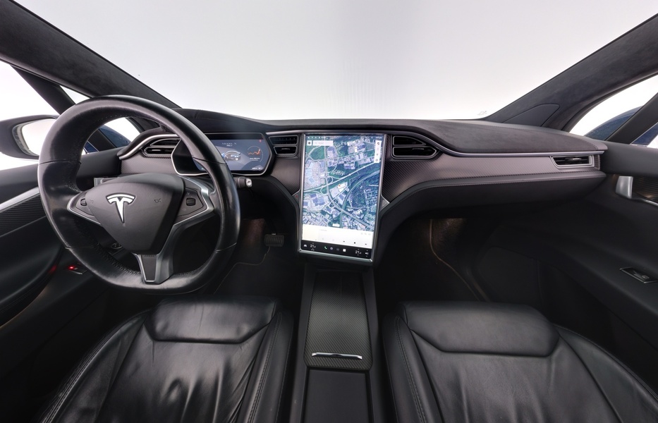 Tesla Model X vaihtoauto