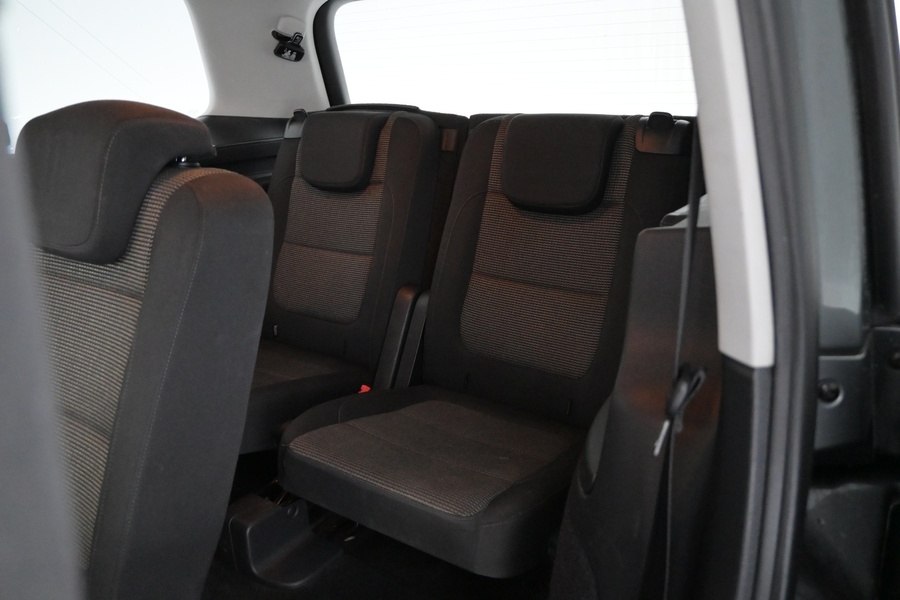 Volkswagen Sharan vaihtoauto