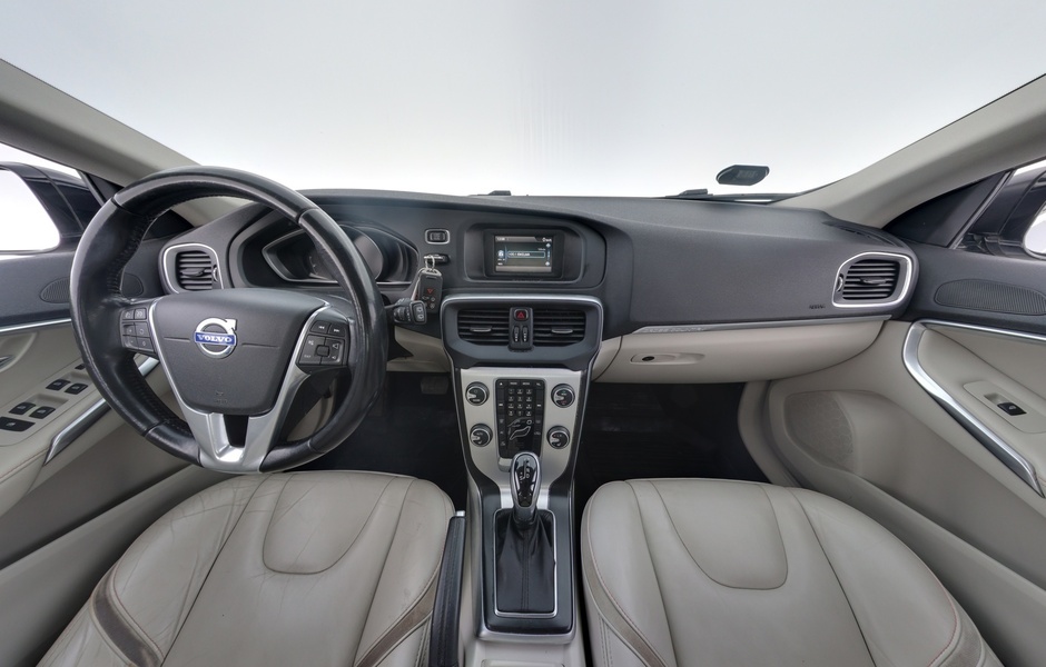 Volvo V40 Cross Country vaihtoauto