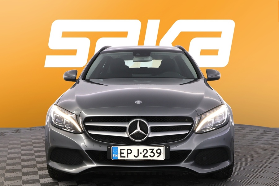 Mercedes-Benz C vaihtoauto