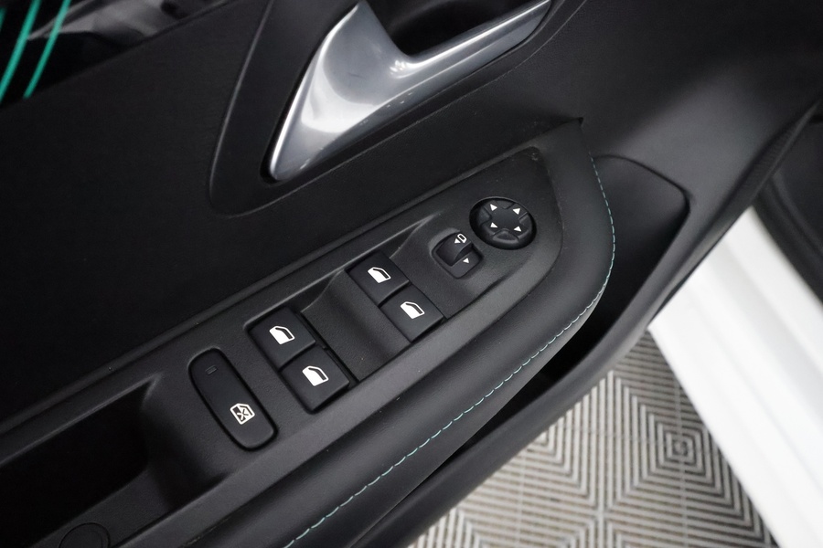 Peugeot 208 vaihtoauto