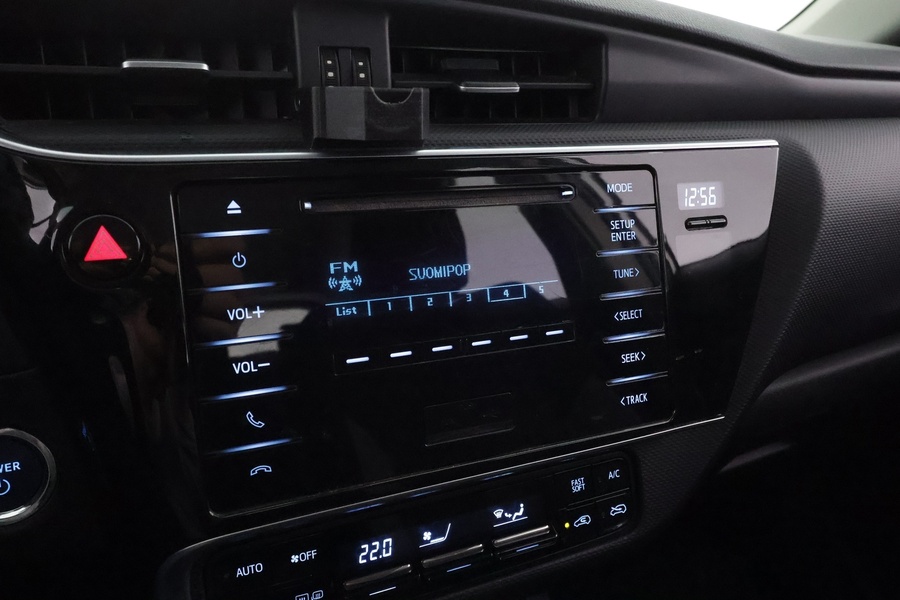 Toyota Auris vaihtoauto