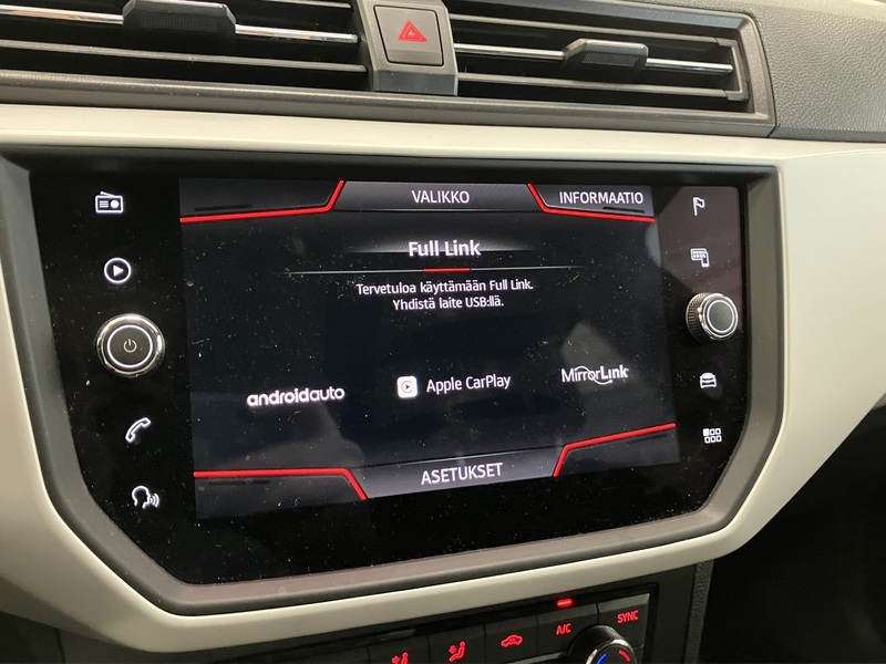 SEAT Arona vaihtoauto