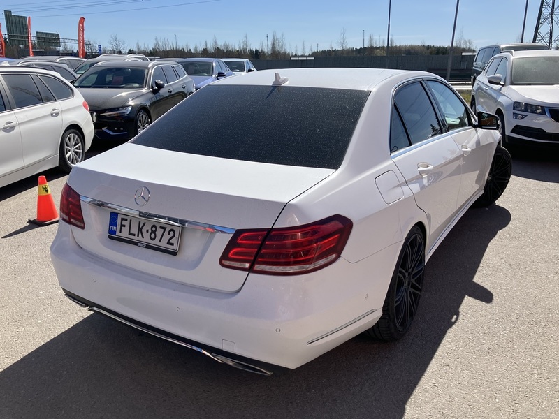 Mercedes-Benz E vaihtoauto