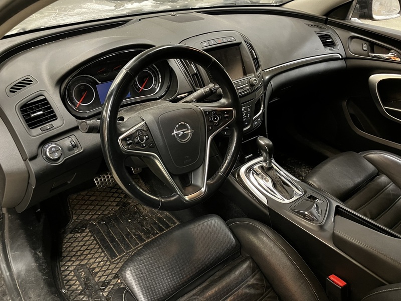 Opel Insignia vaihtoauto