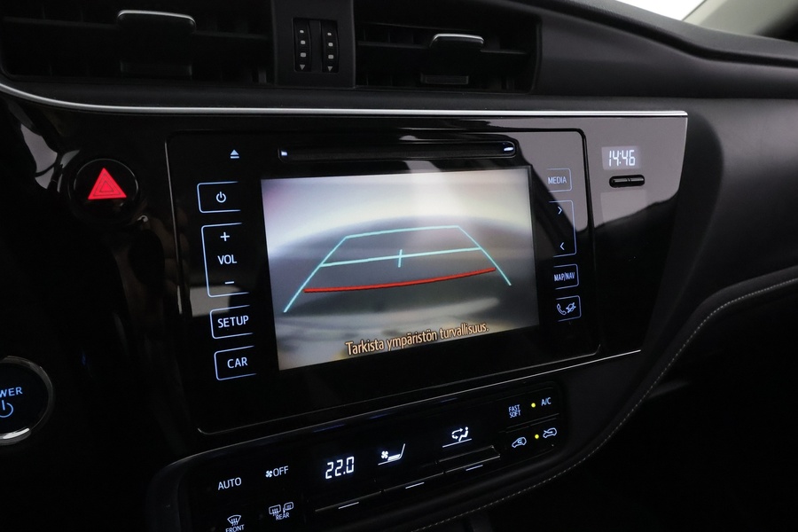 Toyota Auris vaihtoauto