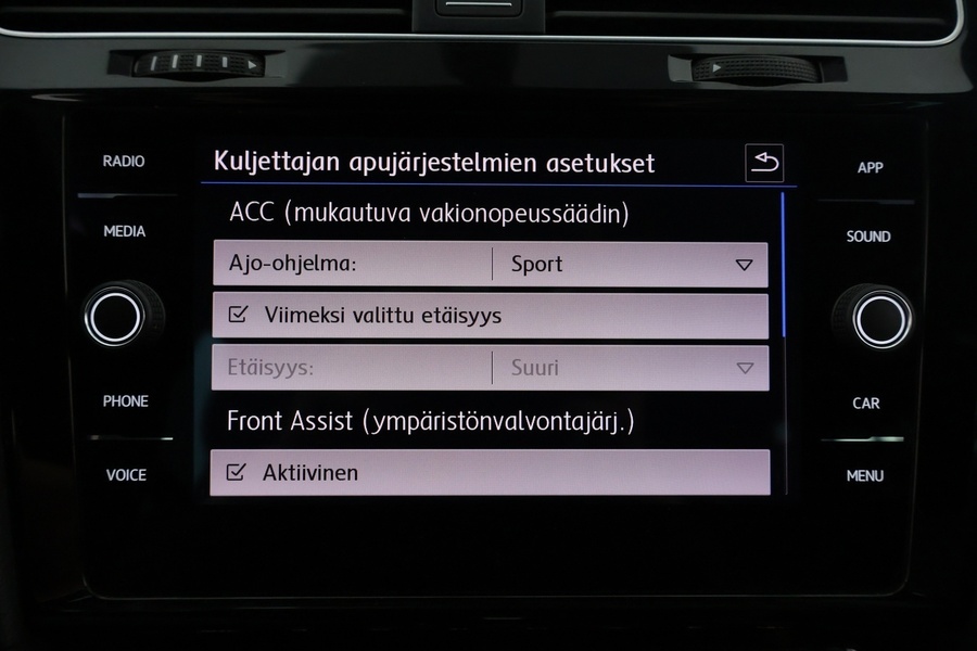 Volkswagen Golf vaihtoauto