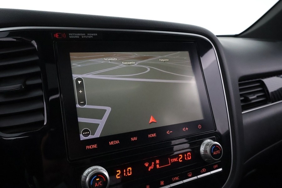 Mitsubishi Outlander PHEV vaihtoauto