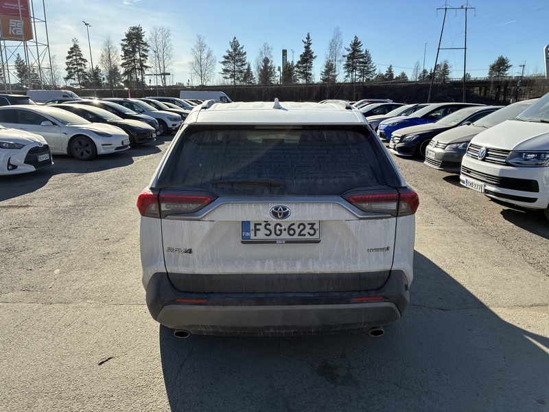 Toyota RAV4 vaihtoauto