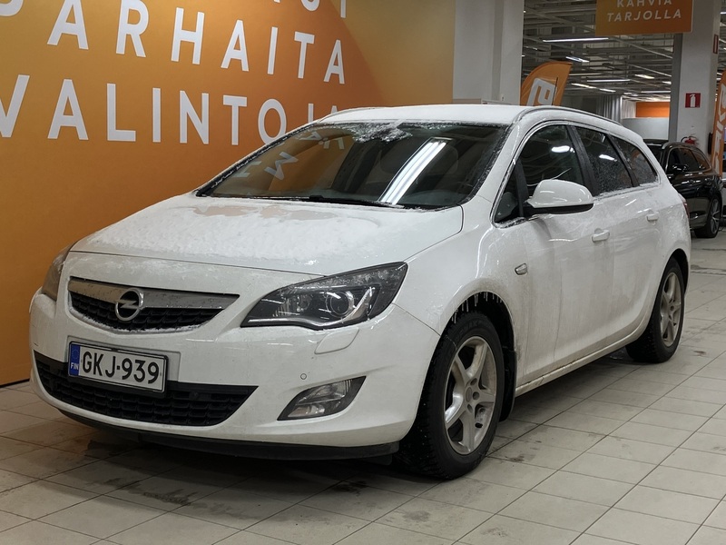 Opel Astra vaihtoauto