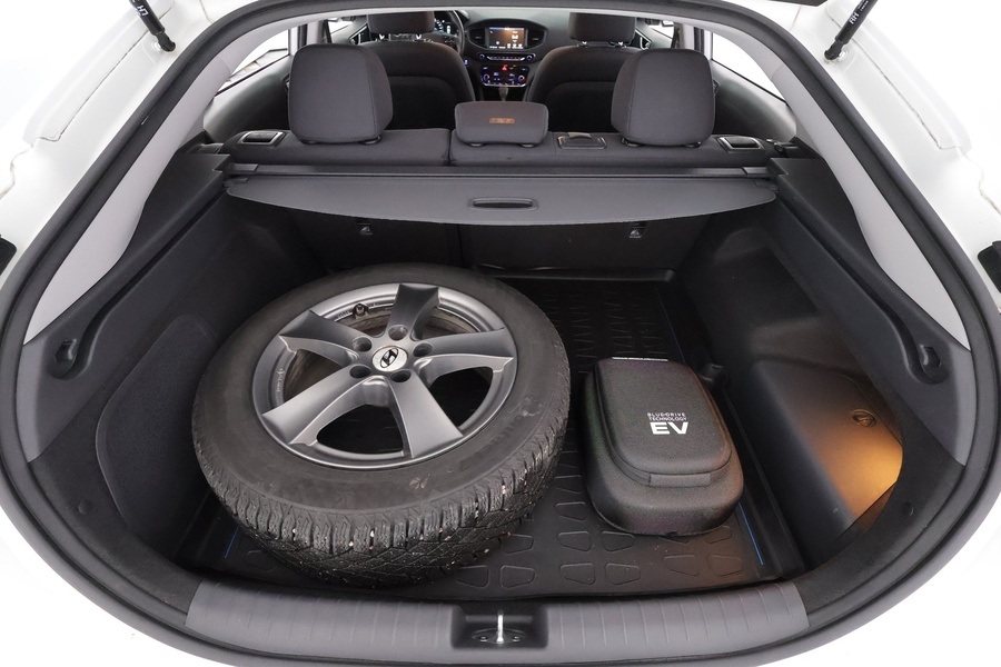 Hyundai IONIQ plug-in vaihtoauto