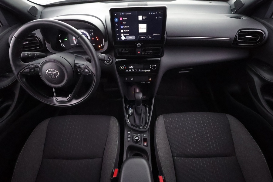 Toyota Yaris Cross vaihtoauto