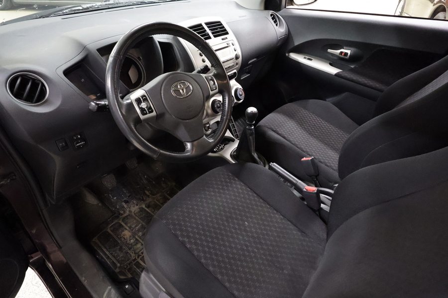 Toyota Urban Cruiser vaihtoauto