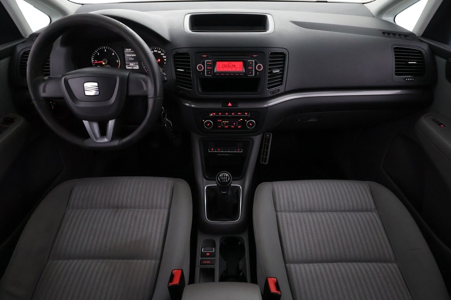 SEAT Alhambra vaihtoauto