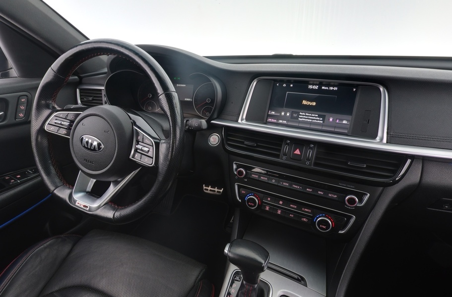 Kia Optima vaihtoauto