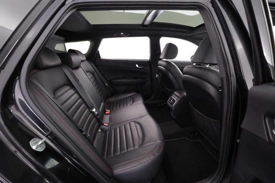 Kia Optima vaihtoauto