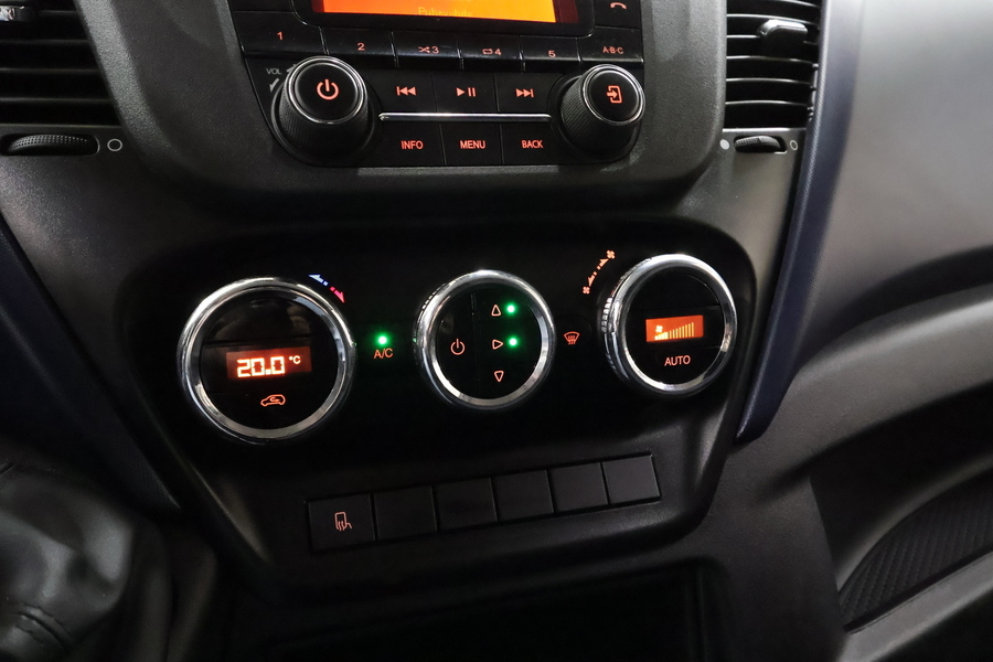 Iveco 35S vaihtoauto