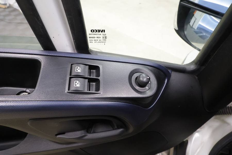 Iveco 35S vaihtoauto