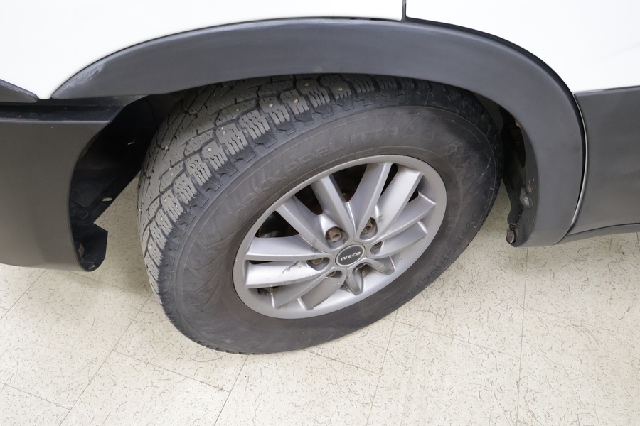 Iveco 35S vaihtoauto