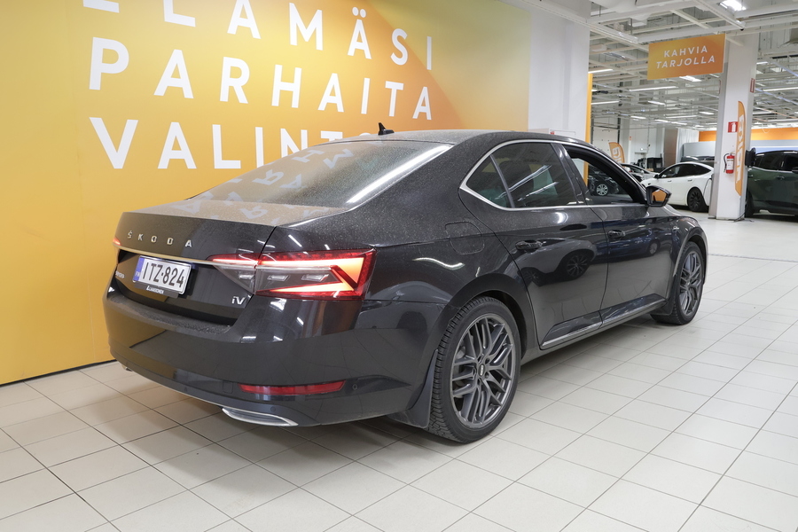 Skoda Superb vaihtoauto