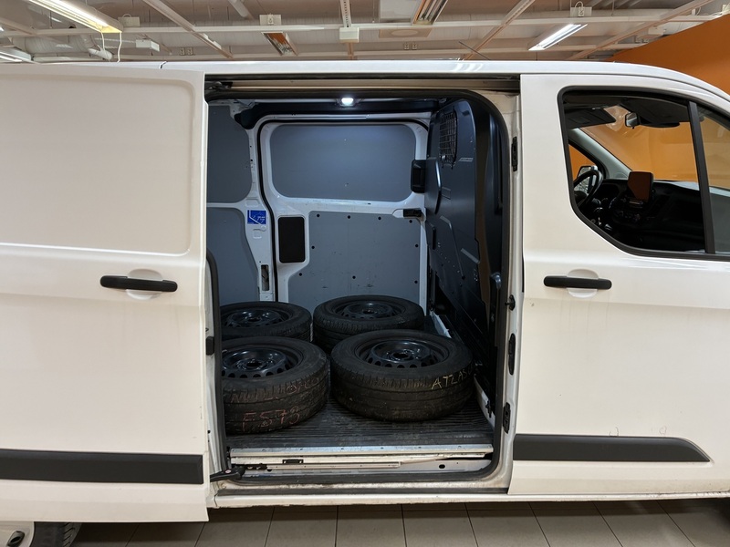 Ford Transit Custom vaihtoauto