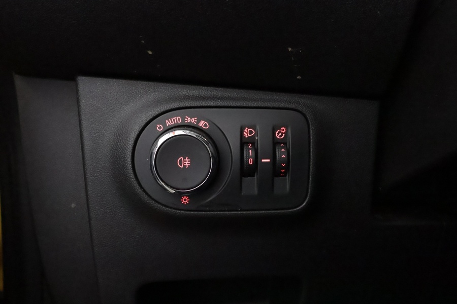 Opel Corsa vaihtoauto