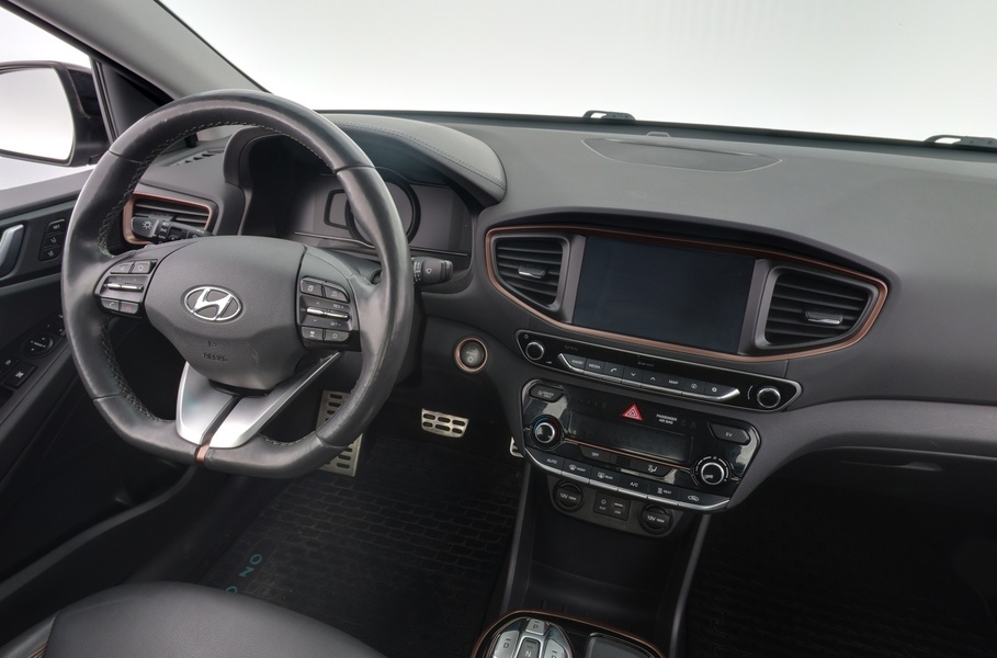 Hyundai IONIQ electric vaihtoauto