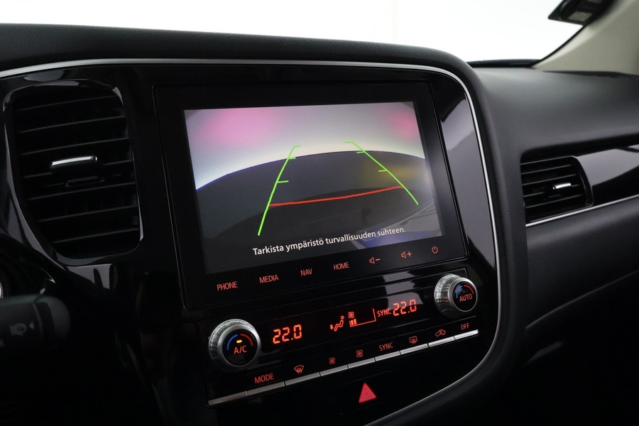 Mitsubishi Outlander PHEV vaihtoauto