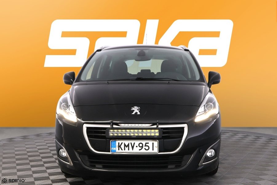 Peugeot 5008 vaihtoauto