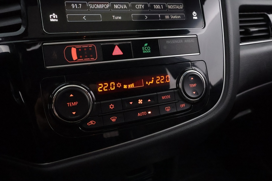 Mitsubishi Outlander PHEV vaihtoauto