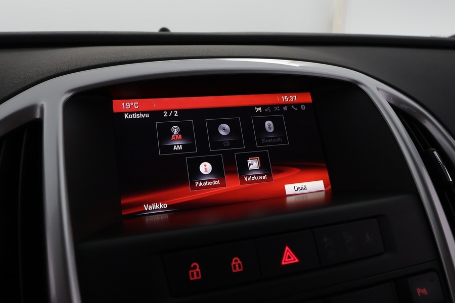 Opel Astra vaihtoauto