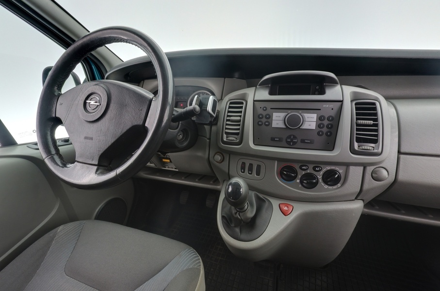 Opel Vivaro vaihtoauto