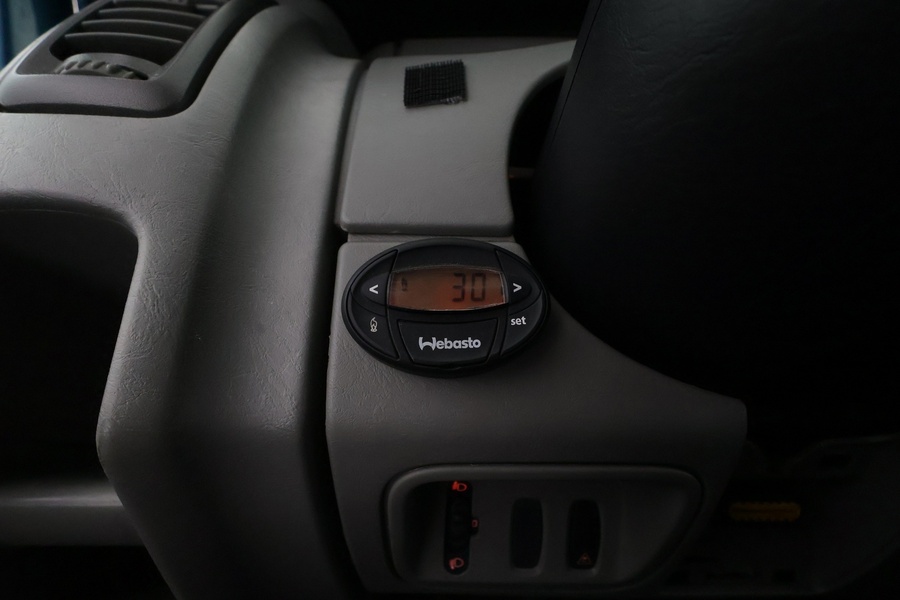 Opel Vivaro vaihtoauto