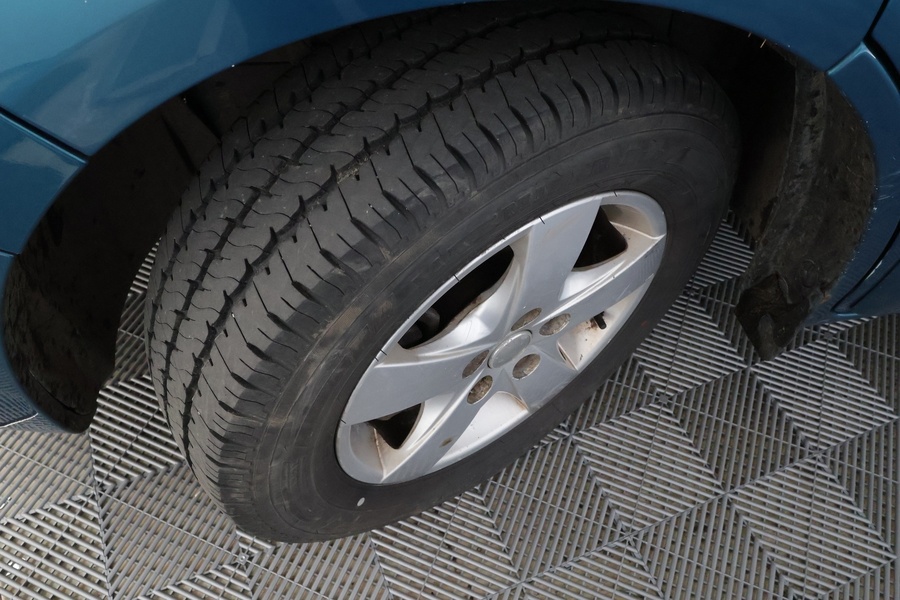 Opel Vivaro vaihtoauto