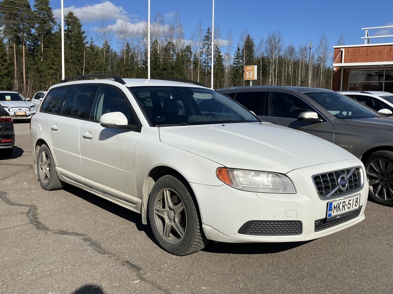 Volvo V70 vaihtoauto
