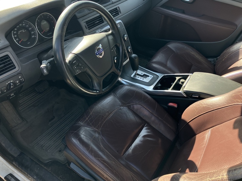 Volvo V70 vaihtoauto