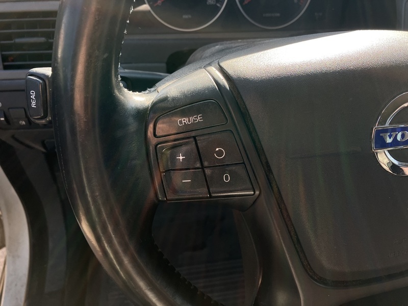 Volvo V70 vaihtoauto