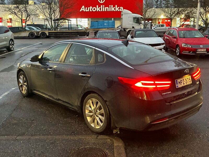 Kia Optima vaihtoauto
