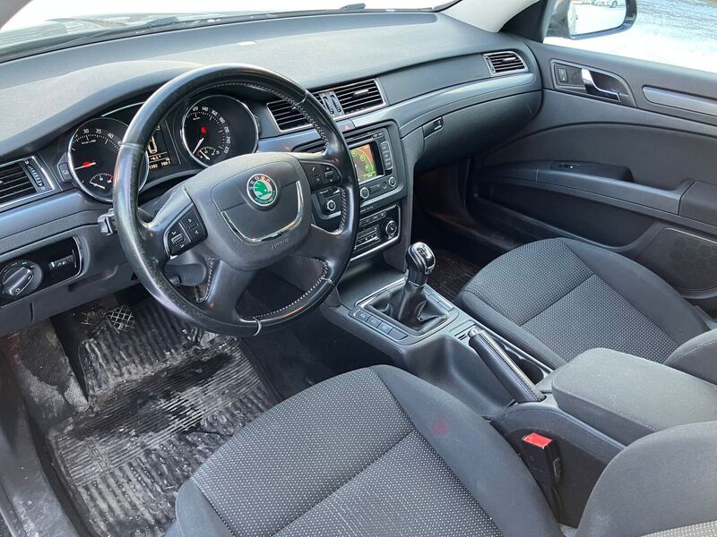 Skoda Superb vaihtoauto