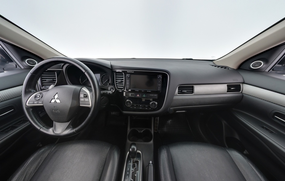 Mitsubishi Outlander vaihtoauto