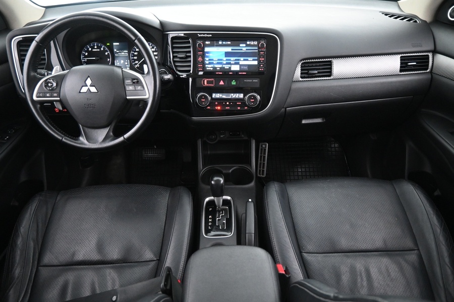 Mitsubishi Outlander vaihtoauto