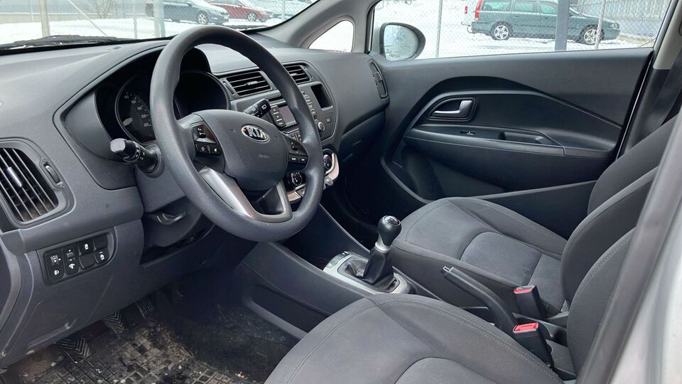 Kia Rio vaihtoauto