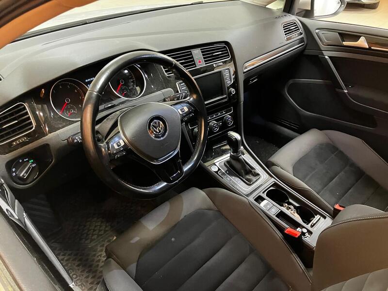 Volkswagen Golf vaihtoauto