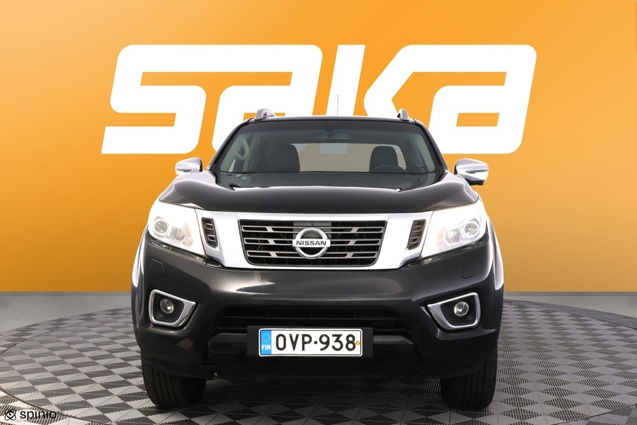 Nissan Navara vaihtoauto
