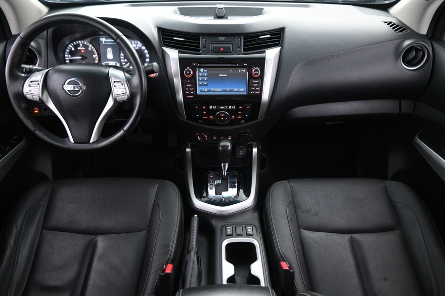 Nissan Navara vaihtoauto