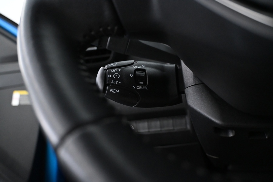 Peugeot 208 vaihtoauto