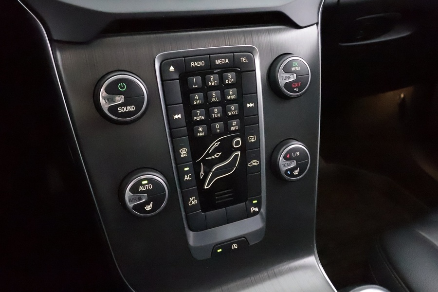 Volvo V40 Cross Country vaihtoauto