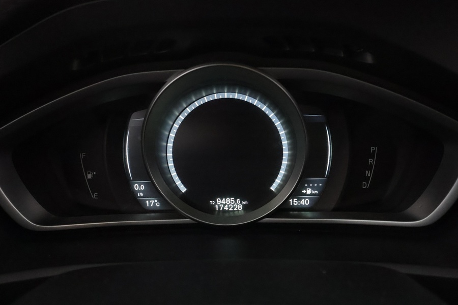 Volvo V40 Cross Country vaihtoauto