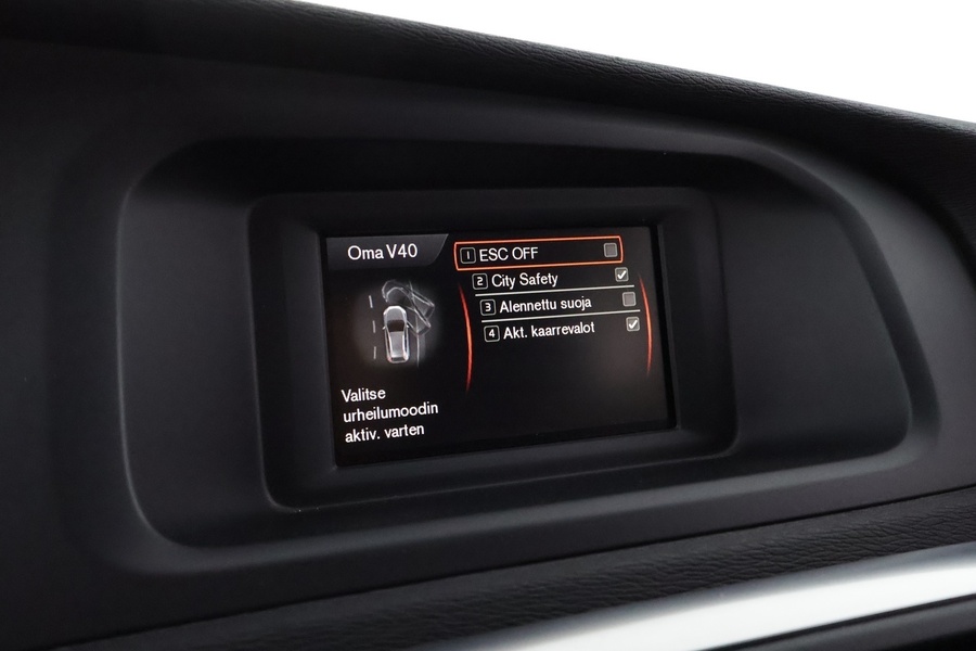 Volvo V40 Cross Country vaihtoauto